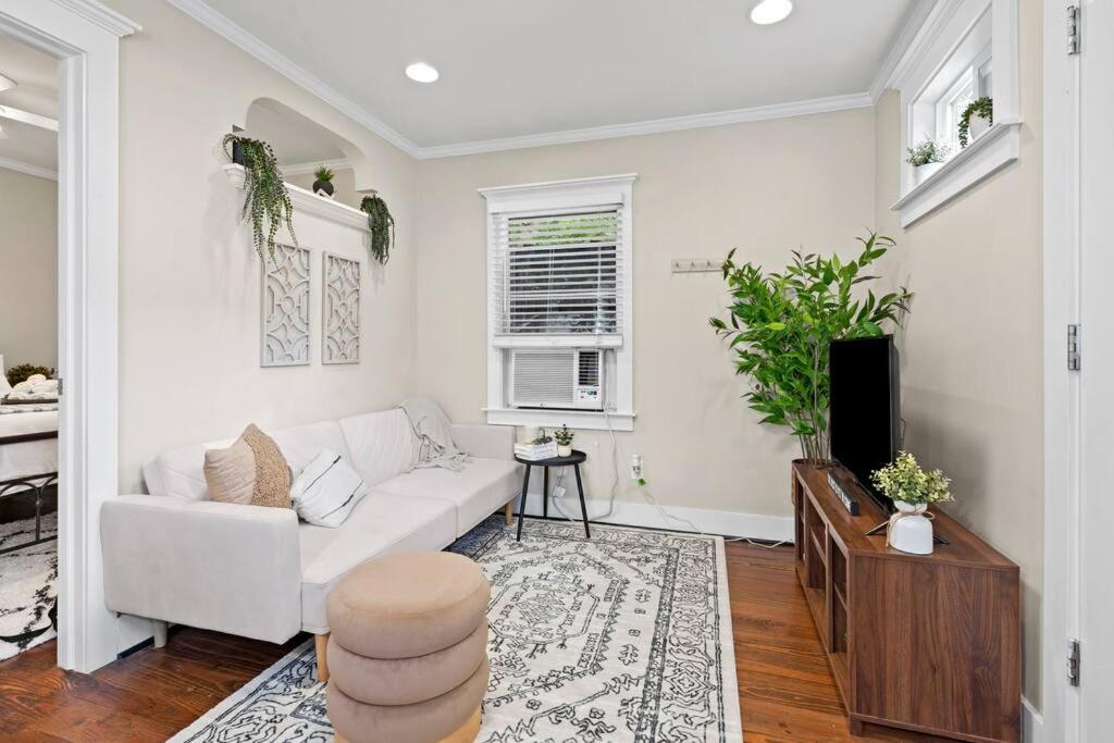 Historic Heights Cozy Nook Apartment Houston Bagian luar foto
